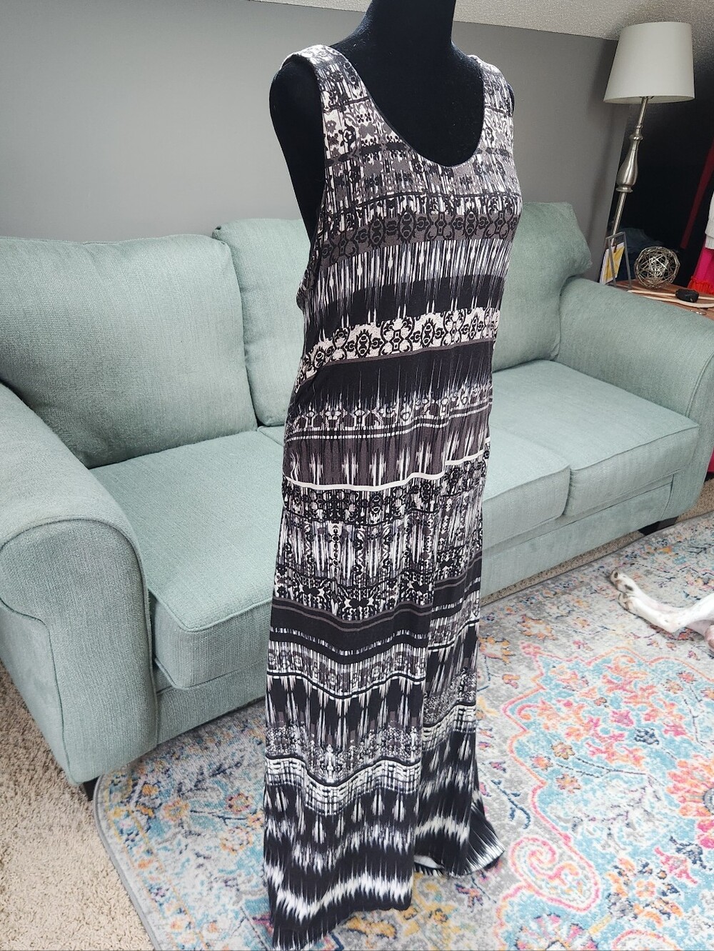 Athleta Black & White Patterned Sleeveless Maxi Dress XL Built In Bra - Picture 2 of 10